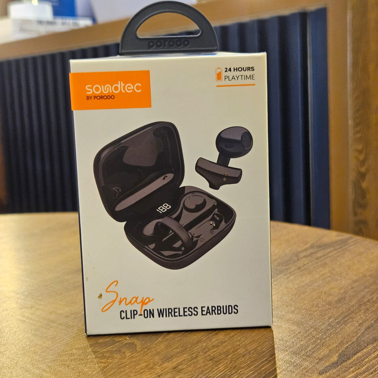 Porodo Soundtec Snap Clip-On In-Ear Wireless Earbuds