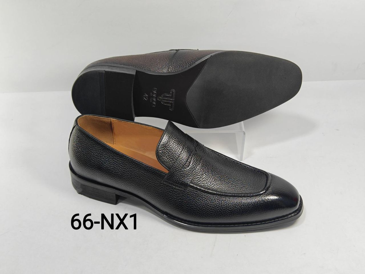 Taads leather  leather loafer