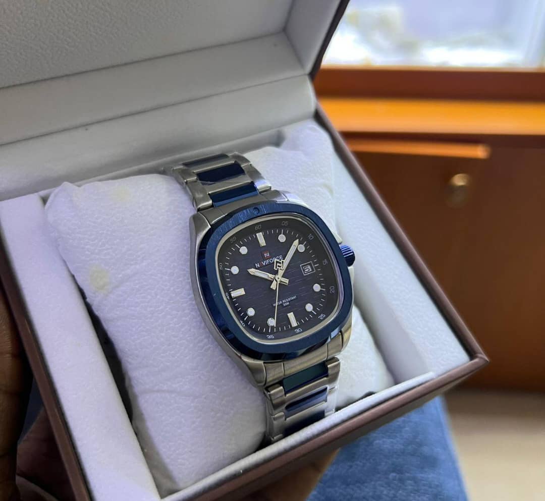 naviforce classy watch