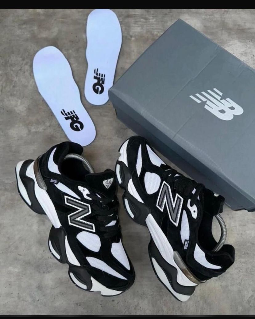 New Balance Sneaker