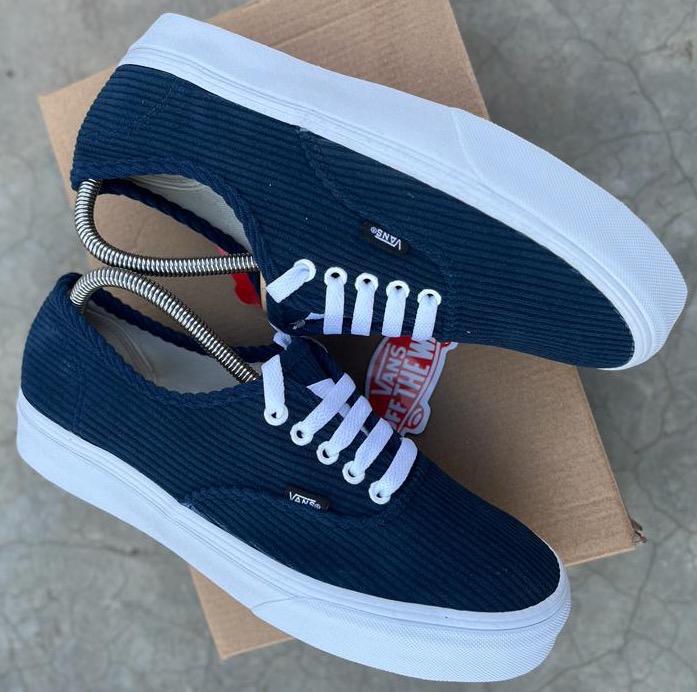 Vans Corduroy Era Sneakers