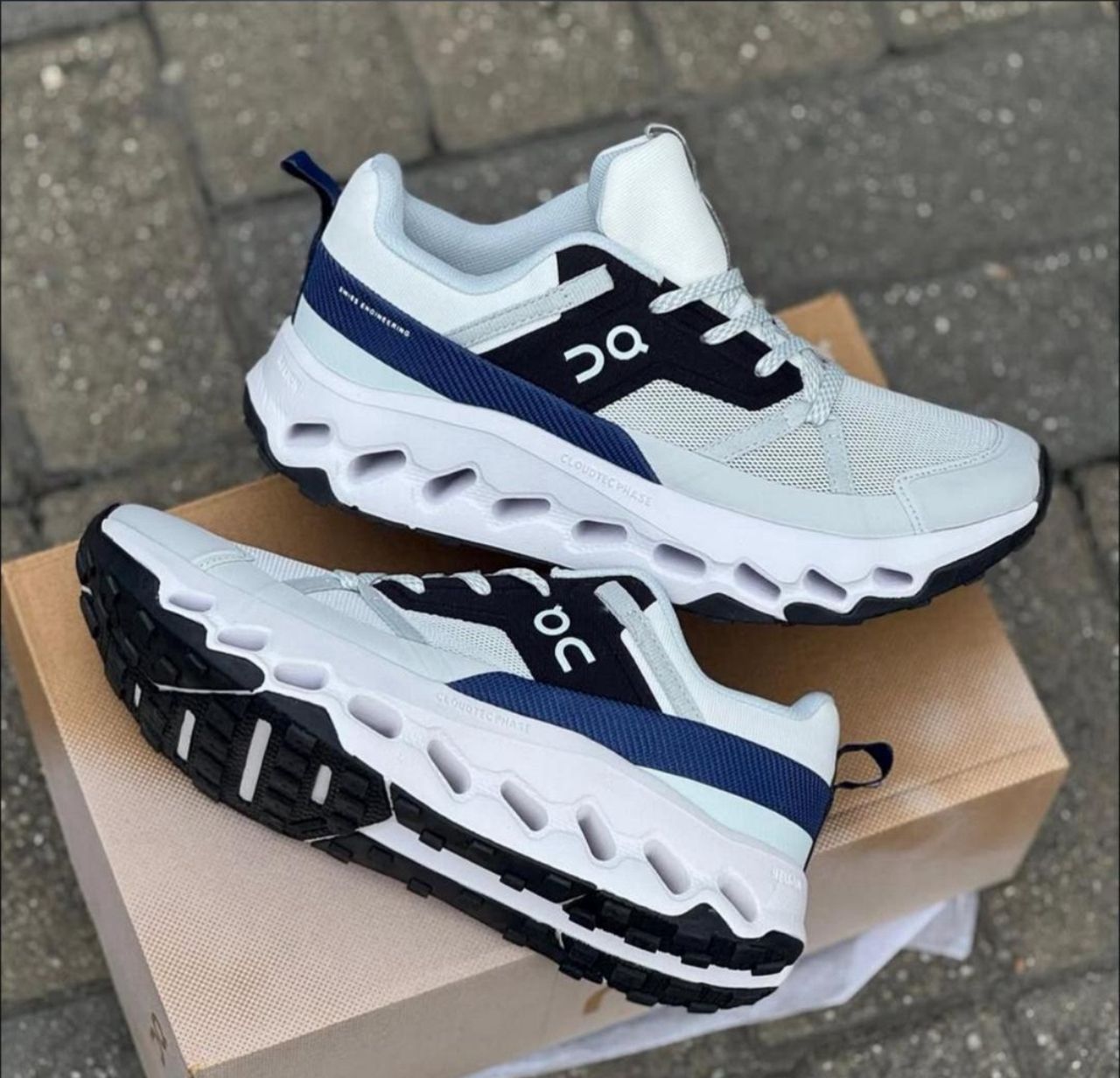 LUXURY men's sneakers