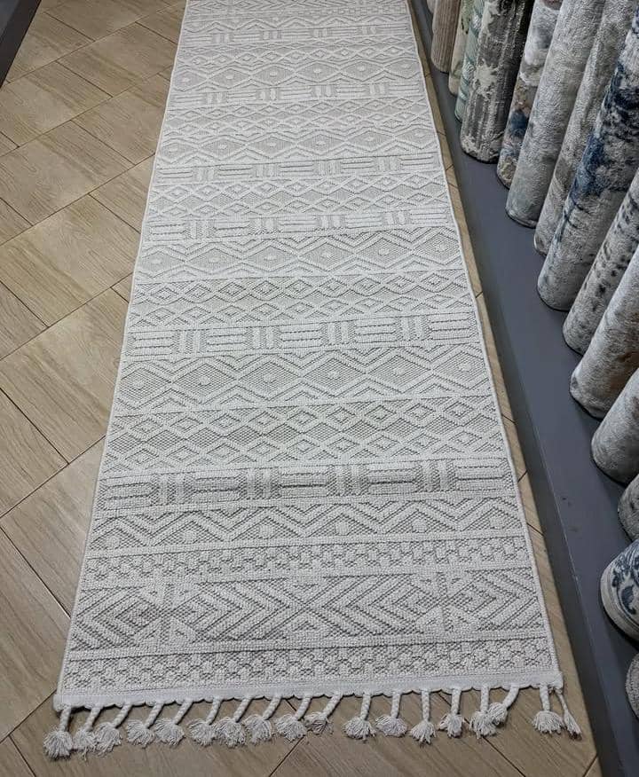 Corridor runner carpet