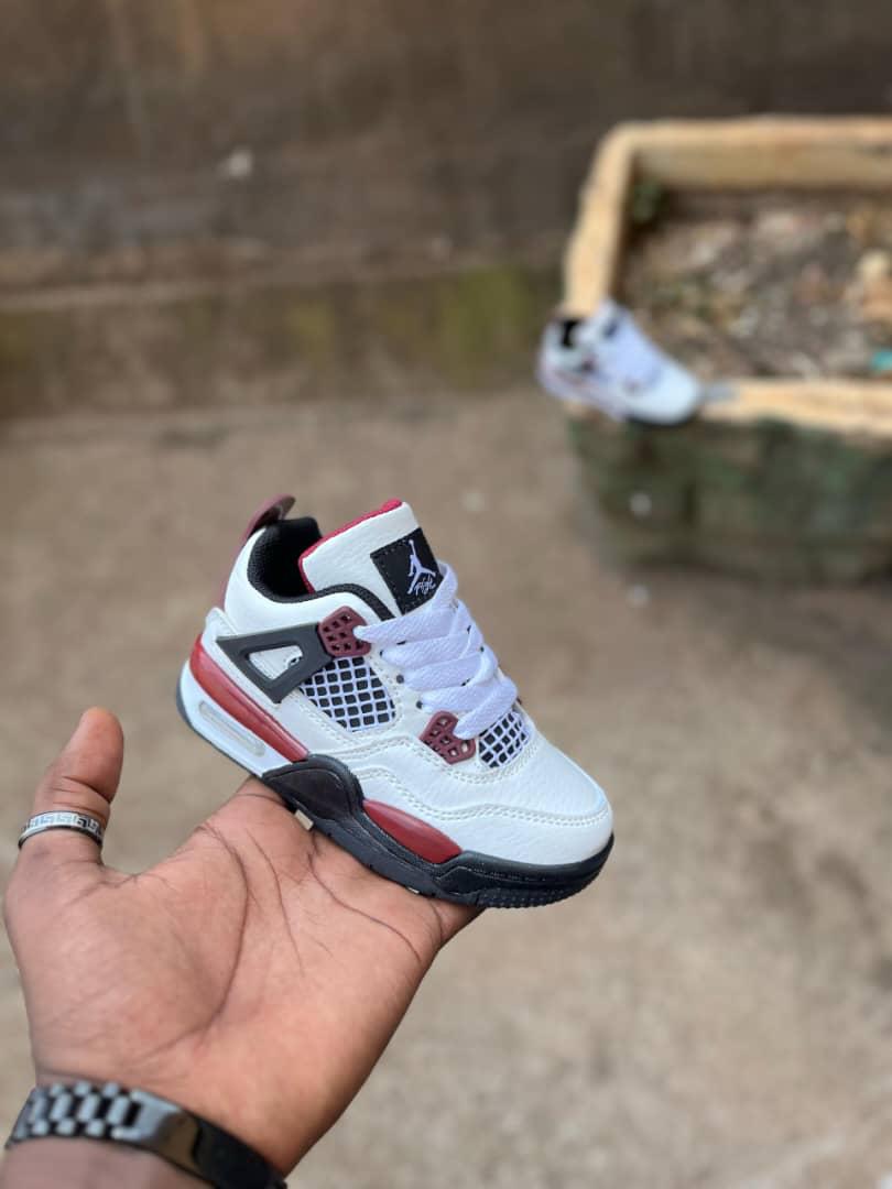 Air Jordan 4 Retro Toddler Sneakers