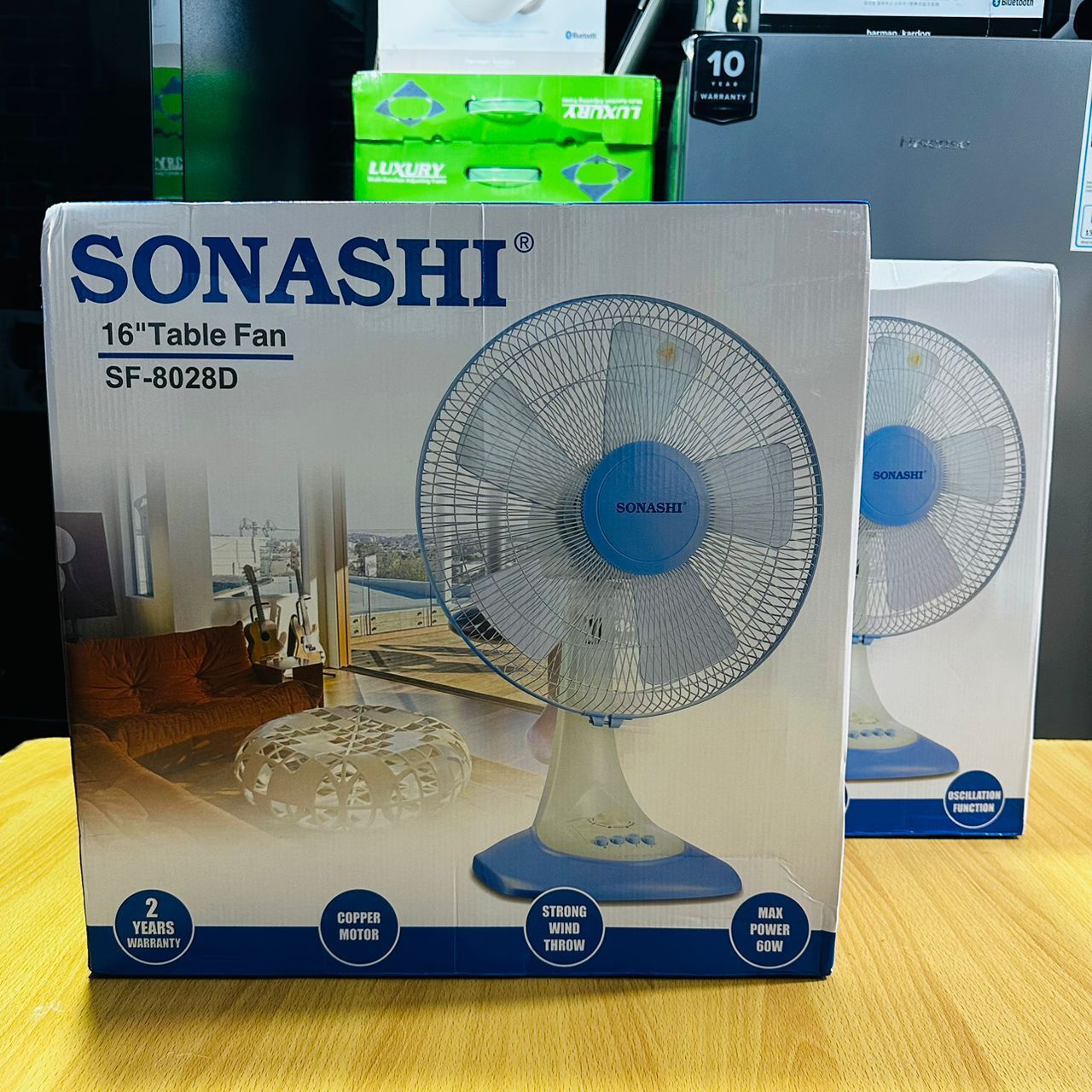 Sonashi SF-8028D 16-inch Table Fan