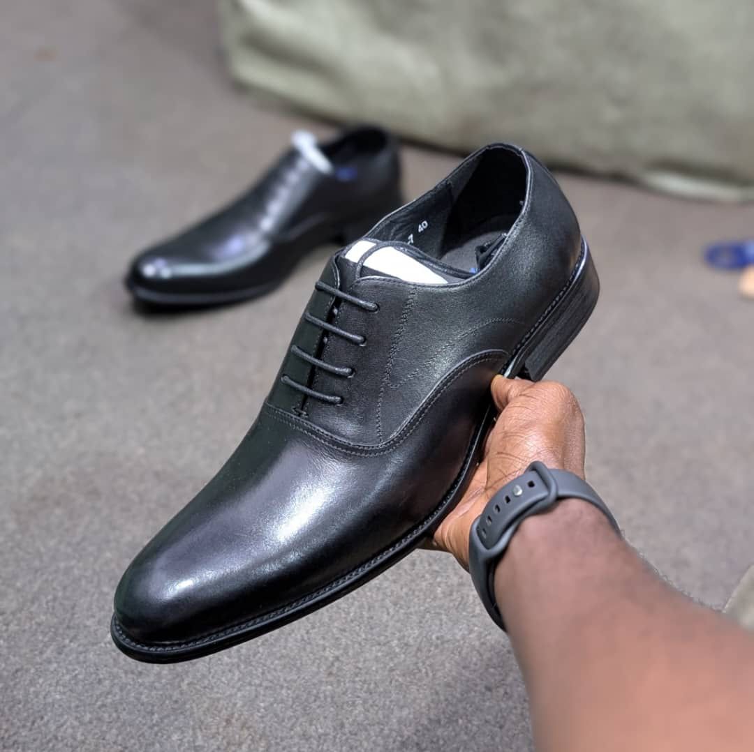 leather classy office shoes